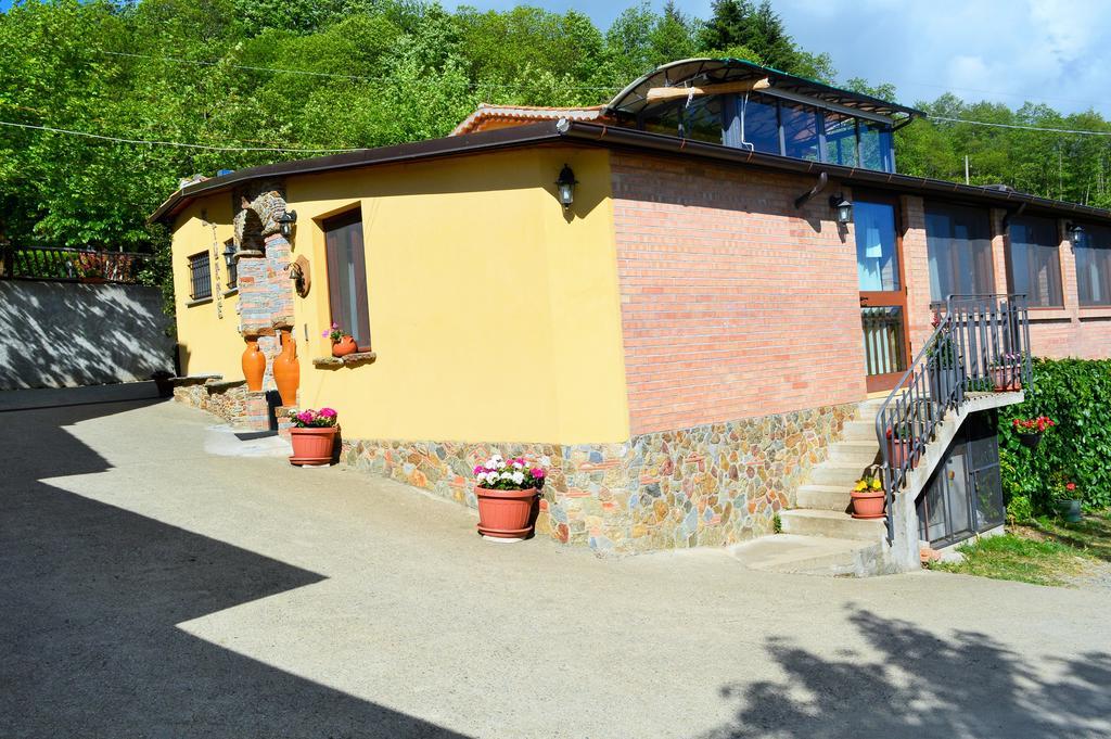 Agriturismo E Turre Serrastretta Kültér fotó